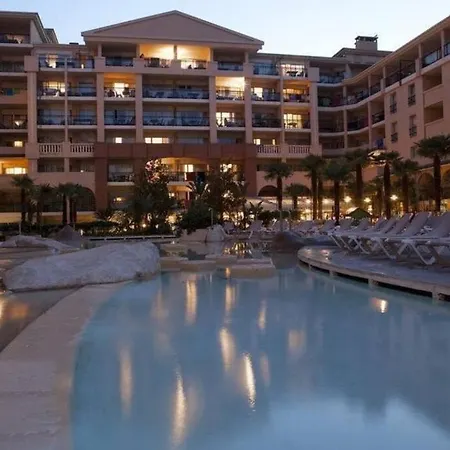 Cocon Douillet A - Plage & Piscine Appartement